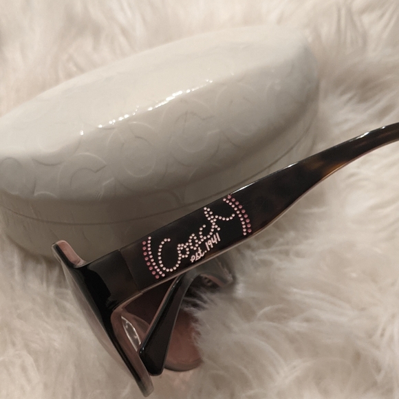 Authentic Coach Sunglasses - Picture 4 of 6